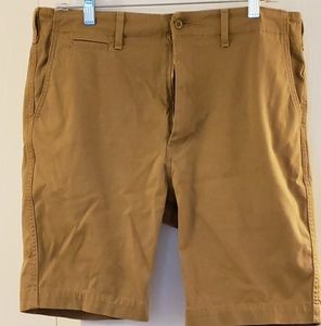 Mens khaki flat front shorts